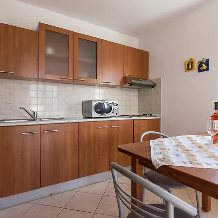 Isabela By El-pi Tours Apartment Punat