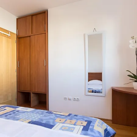 Apartamento Isabela By El-pi Tours Punat